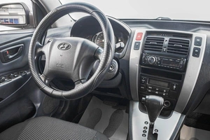 Внедорожник Hyundai Tucson 2005 года, 849000 рублей, Барнаул