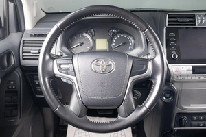 Внедорожник Toyota Land Cruiser Prado 2021 года, 6099000 рублей, Оренбург