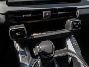 Внедорожник Toyota RAV4 2026 года, 4220000 рублей, Краснодар