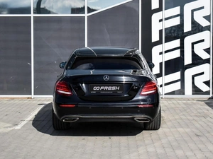 Седан Mercedes-benz E-класс 2016 года, 2850000 рублей, Краснодар