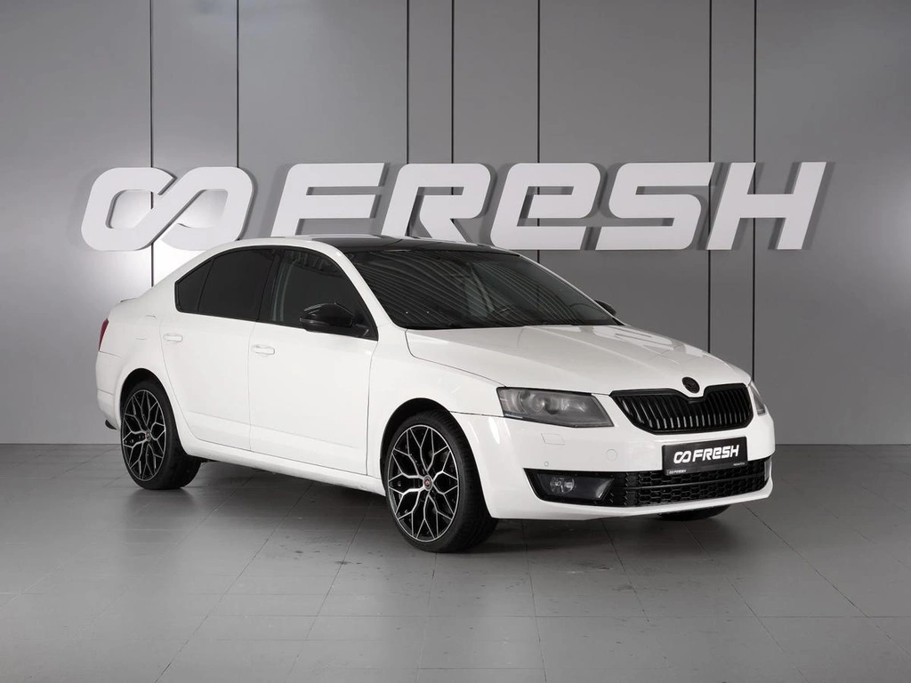 Лифтбек Skoda Octavia 2015 года, 1599000 рублей, Красный Пахарь