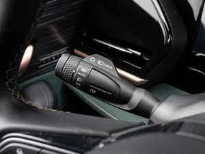 Внедорожник Geely Monjaro 2023 года, 3440000 рублей, Краснодар