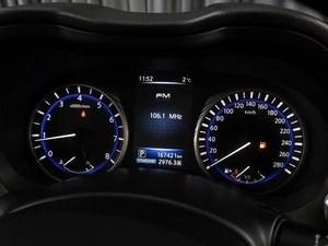 Седан Infiniti Q50 2015 года, 1834000 рублей, Тюмень