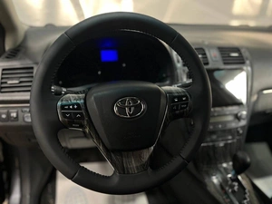 Седан Toyota Avensis 2009 года, 1049000 рублей, Красноярск