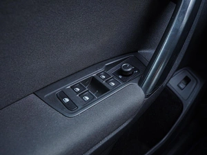 Внедорожник Volkswagen Tiguan 2017 года, 2090000 рублей, Волгоград