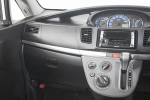 Минивэн Daihatsu Move 2009 года, 489000 рублей, Кемерово