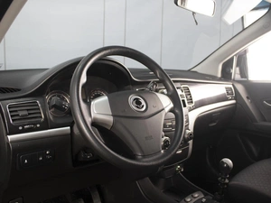 Внедорожник SsangYong Actyon 2012 года, 840000 рублей, Омск