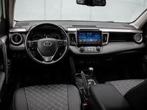 Внедорожник Toyota RAV4 2016 года, 2199000 рублей, Большой Сочи