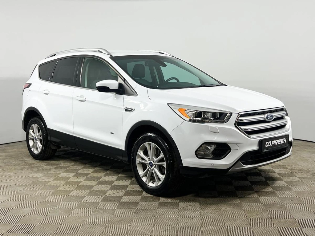 Внедорожник Ford Kuga 2016 года, 1376100 рублей, Казань