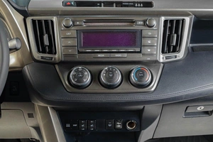 Внедорожник Toyota RAV4 2014 года, 1759000 рублей, Тюмень