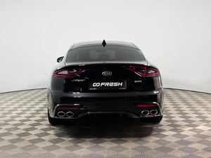 Лифтбек Kia Stinger 2018 года, 2523300 рублей, Казань