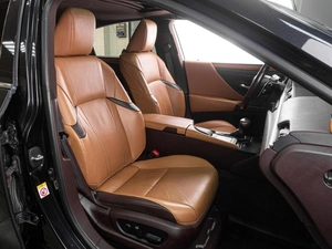 Седан Lexus ES 2019 года, 2949000 рублей, Тюмень