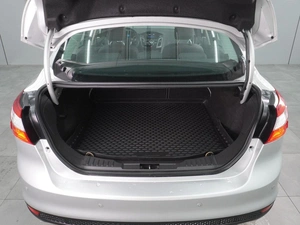 Седан Ford Focus 2013 года, 1060000 рублей, Воронеж