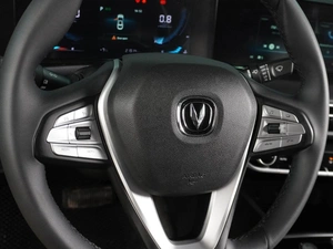 Седан Changan Eado Plus 2023 года, 1679000 рублей, Воронеж