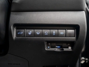 Внедорожник Toyota Harrier 2022 года, 4305000 рублей, Красноярск