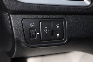 Седан Hyundai Solaris 2017 года, 1349000 рублей, Новосибирск