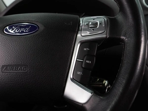 Седан Ford Mondeo 2013 года, 1168000 рублей, Воронеж