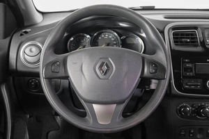 Седан Renault Logan 2017 года, 889000 рублей, Кемерово