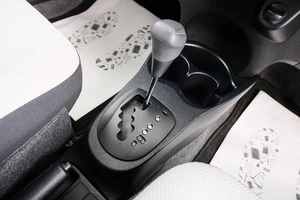Хетчбэк Toyota Vitz 2011 года, 889000 рублей, Красноярск