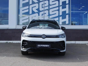 Внедорожник Volkswagen Tiguan L 2026 года, 4750000 рублей, Владимир