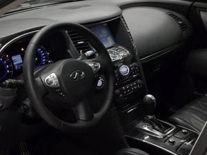 Внедорожник Infiniti QX70 2013 года, 1970000 рублей, Красноярск