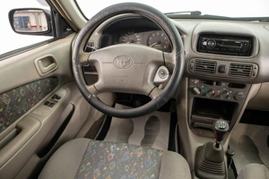 Хетчбэк Toyota Corolla 1997 года, 259000 рублей, Барнаул