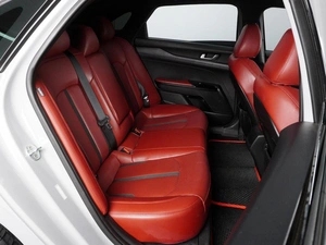 Седан Kia K5 2021 года, 2319000 рублей, Красный Пахарь