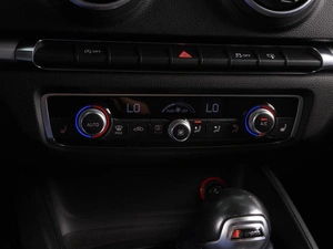 Седан Audi A3 2015 года, 1775000 рублей, Красный Пахарь