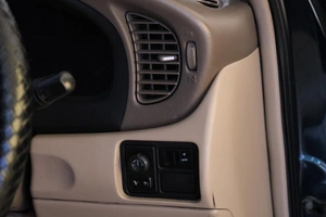 Седан Nissan Bluebird Sylphy 2003 года, 459000 рублей, Омск