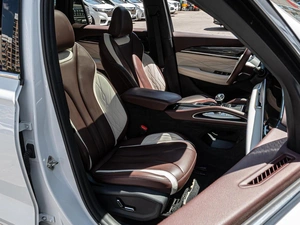 Внедорожник Geely Monjaro 2023 года, 2720000 рублей, Краснодар