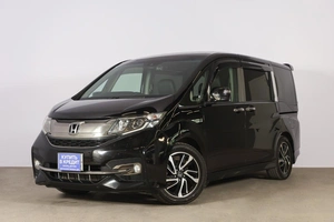 Минивэн Honda Stepwgn Spada 2016 года, 2009000 рублей, Новосибирск