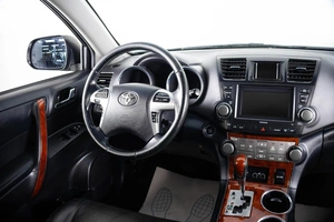Внедорожник Toyota Highlander 2011 года, 1999000 рублей, Пермь