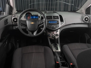 Седан Chevrolet Aveo 2012 года, 719000 рублей, Тюмень