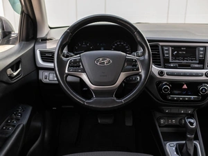 Седан Hyundai Solaris 2018 года, 1599000 рублей, Большой Сочи