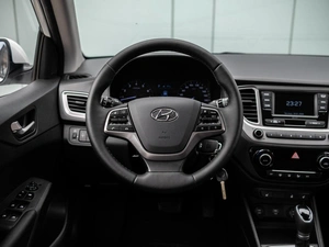 Седан Hyundai Solaris 2020 года, 1550000 рублей, Большой Сочи