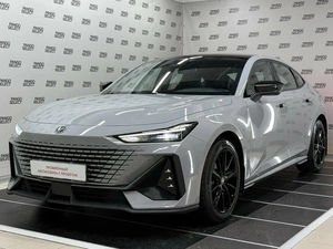 Лифтбек Changan UNI-V 2024 года, 2440000 рублей, Красноярск