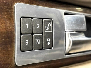 Внедорожник Land Rover Range Rover Sport 2010 года, 1900000 рублей, Красноярск