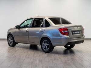 Седан ВАЗ (LADA) Granta 2019 года, 698000 рублей, Саратов