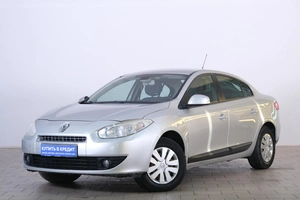 Седан Renault Fluence 2011 года, 659000 рублей, Омск
