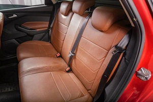 Седан Ford Focus 2013 года, 899000 рублей, Томск