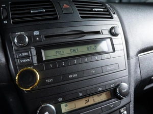 Седан Toyota Avensis 2010 года, 980000 рублей, Волгоград