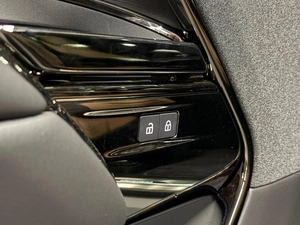 Внедорожник Land Rover Range Rover Sport 2025 года, 19000000 рублей, Павловская Слобода