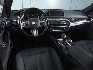 Седан BMW 5 серия 2018 года, 3200000 рублей, Ростов-на-Дону