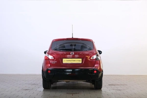 Внедорожник Nissan Qashqai 2011 года, 1049000 рублей, Омск