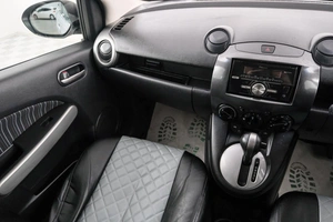 Хетчбэк Mazda Demio 2010 года, 629000 рублей, Красноярск