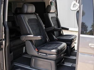 Минивэн Volkswagen Multivan 2018 года, 4399000 рублей, Большой Сочи