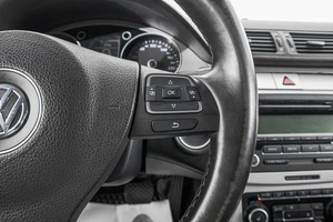 Седан Volkswagen Passat CC 2010 года, 999000 рублей, Барнаул