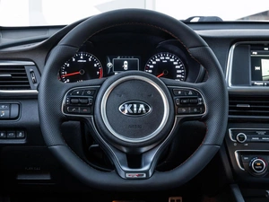 Седан Kia Optima 2016 года, 1698000 рублей, Ставрополь