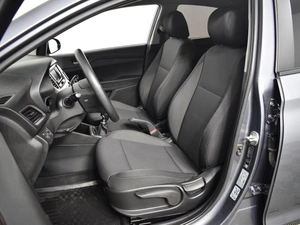 Седан Hyundai Solaris 2017 года, 1225200 рублей, Казань