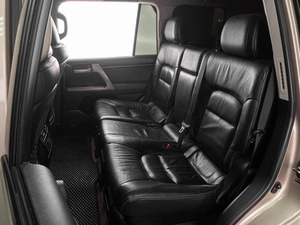 Внедорожник Toyota Land Cruiser 2011 года, 3325000 рублей, Тюмень
